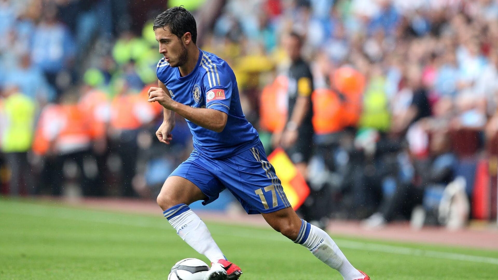 世界杯2026-赛道与球场，当F1街道赛的精准，遇见老鹰对快船的强行终结